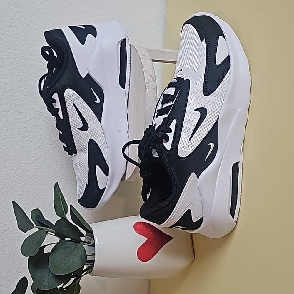 Nike Air Max BoltWomen's Shoes